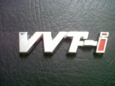 SIZE 22x18mm RED CHROME VVT-i EMBLEM FOR TOYOTA